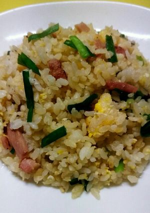 中華あじで☆焼豚 ニラ 卵チャーハン-レシピのメイン写真