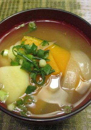 おひとりさまのかぼじゃがで甘~いお味噌汁-レシピのメイン写真