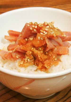 すぐ出来る！お歳暮焼き豚の和え物☆キムチ-レシピのメイン写真