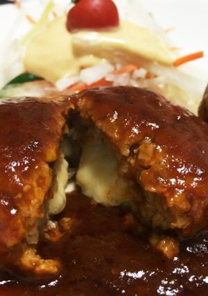 チーズインハンバーグ-レシピのメイン写真