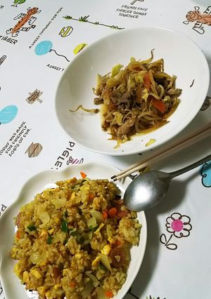 カレーチャーハンと豚バラ肉甘辛野菜炒め-レシピのメイン写真
