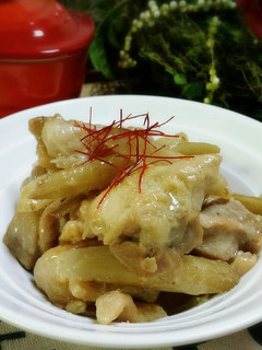 炊飯器で簡単☆鶏モモと鶏皮のサッパリ煮-レシピのメイン写真