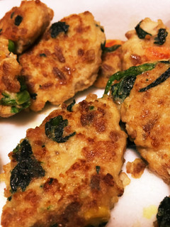 ひき肉とはんぺんでちょい手間♪離乳食にも-レシピのメイン写真