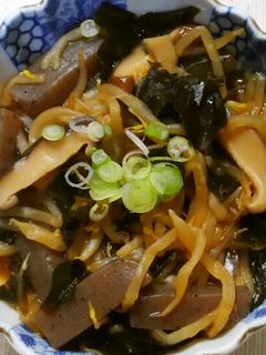 節約!もやしとワカメ 蒟蒻のオイスター煮-レシピのメイン写真