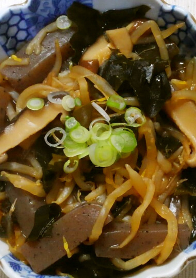 節約！もやしとワカメ 蒟蒻のオイスター煮-レシピのメイン写真
