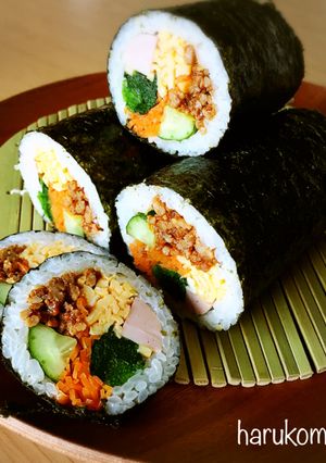 挽肉で韓国風海苔巻☆恵方巻にも-レシピのメイン写真