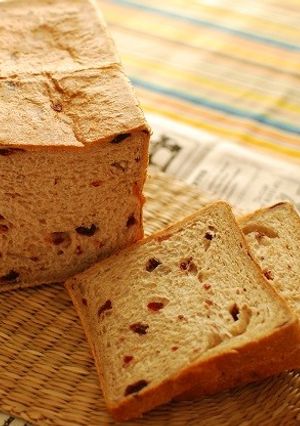 ココナッツオイルしっとりクランベリー角食-レシピのメイン写真