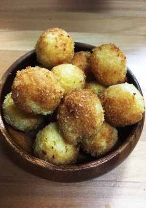 余ったふかし芋で揚げボール-レシピのメイン写真