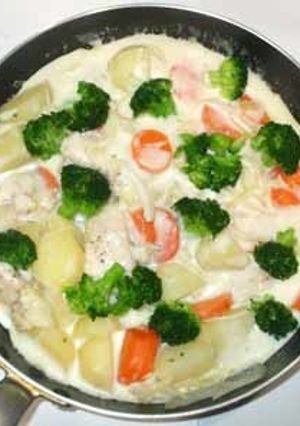 鶏むね肉のクリーム煮♪マヨネーズ＋牛乳で-レシピのメイン写真