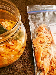サーモンのあらでオイル漬けと水煮-レシピのメイン写真