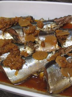 圧力鍋★骨までおいしい秋刀魚の梅干煮-レシピのメイン写真