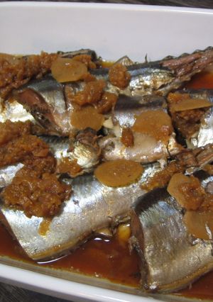 圧力鍋★骨までおいしい秋刀魚の梅干煮-レシピのメイン写真