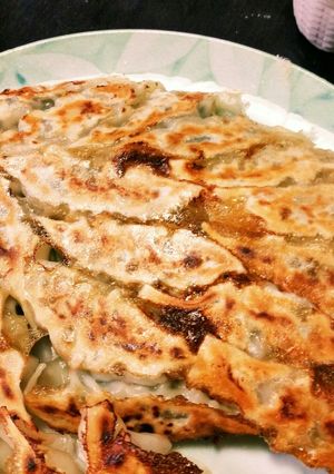 旨味がギュッ♪★私の絶品餃子★-レシピのメイン写真