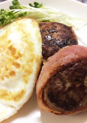 マヨネーズでジューシーなハンバーグ-レシピのメイン写真