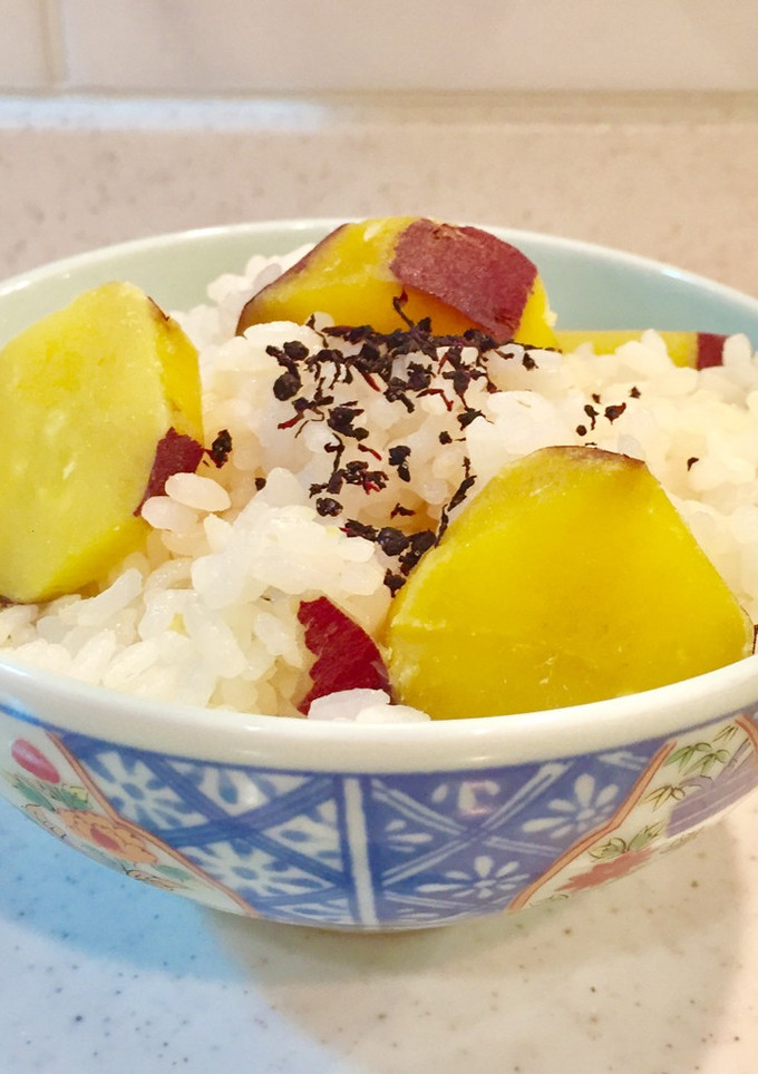 さつま芋を白だしだけで炊き込み ごはん-レシピのメイン写真
