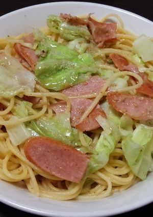 キャベツとウインナーとゴマだけ和風パスタ-レシピのメイン写真