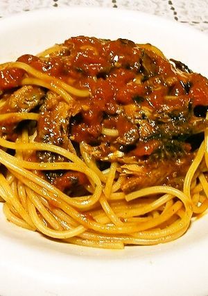 さんまのトマトソースパスタ-レシピのメイン写真