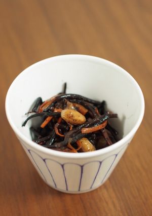 長ひじきの煮物-レシピのメイン写真