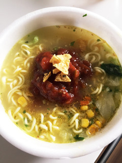 ピリ辛でサッパリ☆簡単サルサラーメン♪-レシピのメイン写真