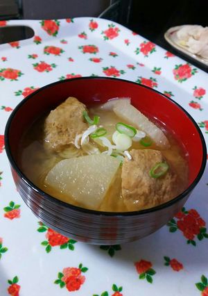 大根とイワシ団子(つみれ)の味噌汁-レシピのメイン写真