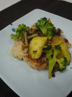 鶏と季節の野菜の塩麹焼き-レシピのメイン写真