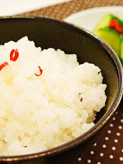 浅漬け塩入り混ぜごはんときゅうりの浅漬け-レシピのメイン写真