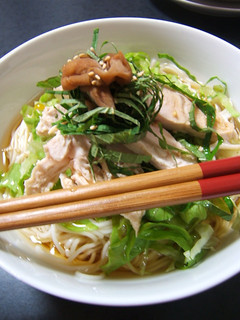 チキンサラダのぶっ掛けそうめん-レシピのメイン写真