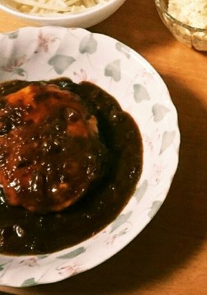 ビーフシチューで煮込みハンバーグ☆-レシピのメイン写真