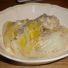 รูปของ 白菜と肉団子のクリーム煮