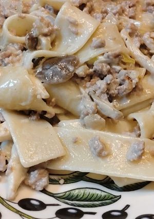 ご飯メモ♪ホワイトミートソースパスタ-レシピのメイン写真