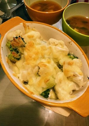 ブロッコリーとカリフラワーのチーズ焼き-レシピのメイン写真