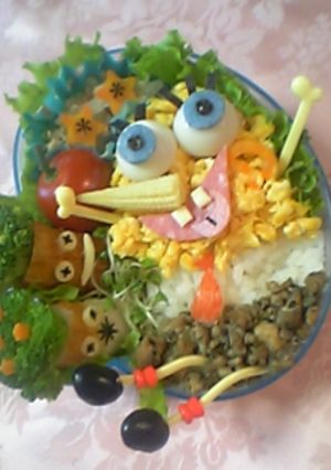 そぼろ＆ピックでスポンジボブ（キャラ弁）-レシピのメイン写真