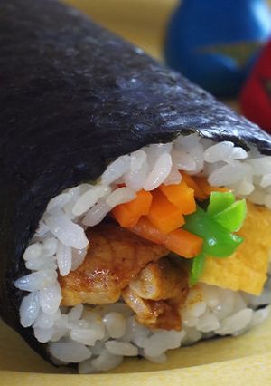 液塩でお肉柔らか☆カレーポーク恵方巻-レシピのメイン写真