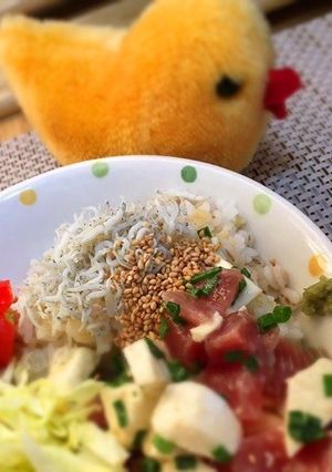 さっぱり戴く！洋風モッツァまぐろ丼☆-レシピのメイン写真