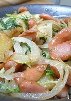 水菜を使った簡単じゃがソーセージ-レシピのメイン写真
