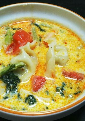 簡単あったか餃子ミルク味噌スープ-レシピのメイン写真