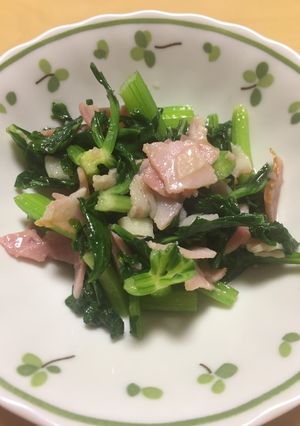 嫌いな私が食べれたセロリの葉っぱ料理⭐︎-レシピのメイン写真