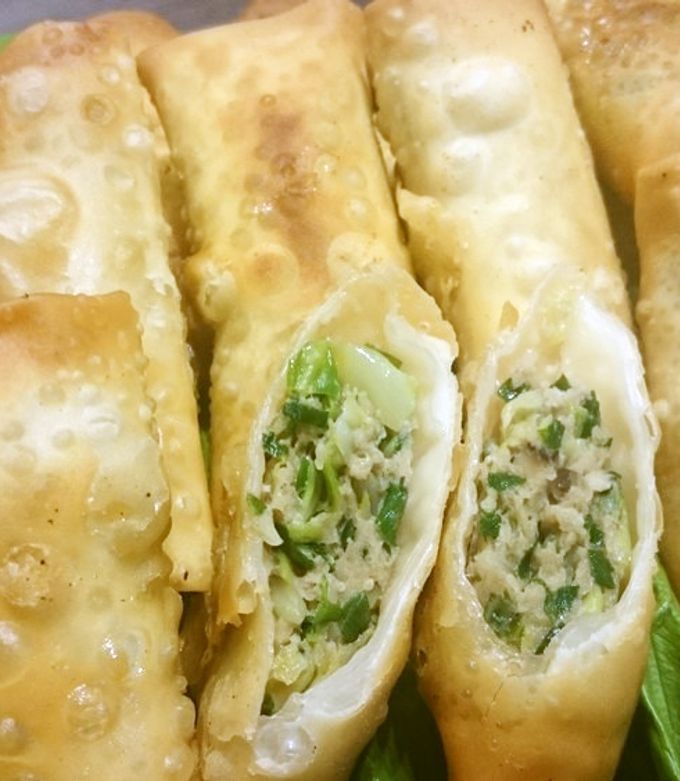 パリパリジューシー！餃子の具で春巻き by konny1552