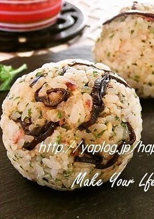 米ぬか＆雑穀ごはんdeヘルシー☆おにぎり-レシピのメイン写真