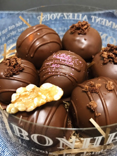 バレンタインに♡簡単見た目だけトリュフ-レシピのメイン写真