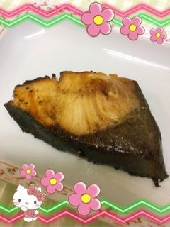 鰤の漬け焼き準備と焼き〜(o˘◡˘o)♡-レシピのメイン写真
