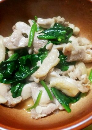 すぐ出来る☆鶏もも肉とほうれん草炒め-レシピのメイン写真