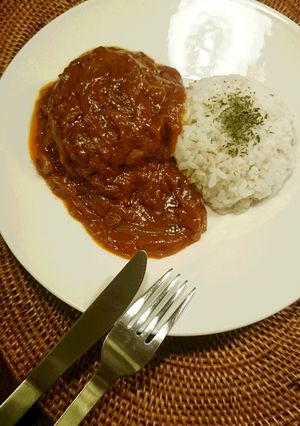 ちょこっとヘルシーな煮込みハンバーグ。-レシピのメイン写真