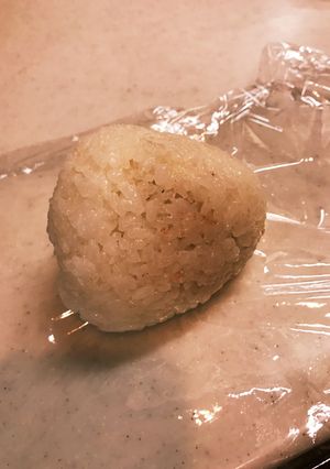 超簡単！ツナマヨ風おかかおにぎり-レシピのメイン写真