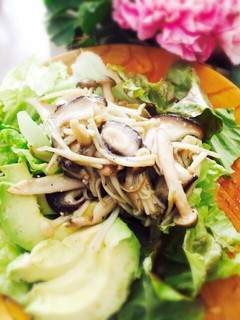 簡単#キノコとアボカドのホットサラダ♪-レシピのメイン写真