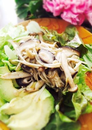 簡単#キノコとアボカドのホットサラダ♪-レシピのメイン写真