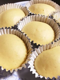 フライパンで簡単♡ふんわり卵香る蒸しパン-レシピのメイン写真