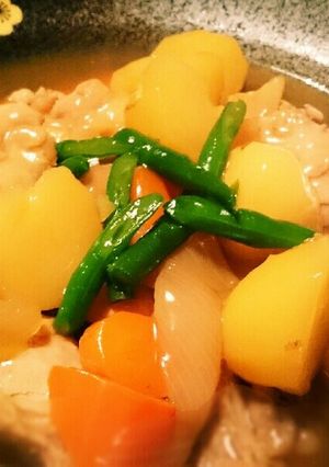 手羽元肉じゃが-レシピのメイン写真