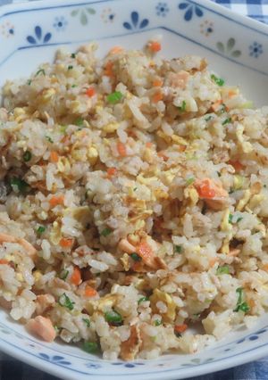 鮭チャーハン-レシピのメイン写真