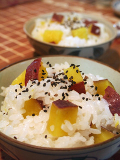 秋だね♪なつかしのさつまいもご飯-レシピのメイン写真